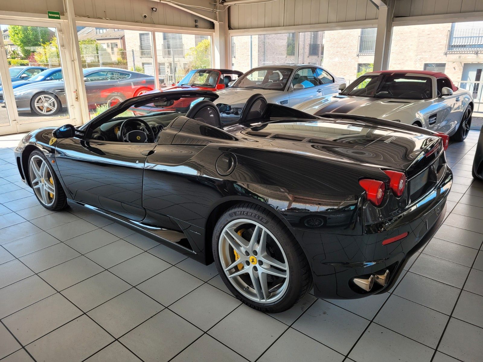 Fahrzeugabbildung Ferrari F430 Spider F1/Keramik/Ferrari SH lückenlos