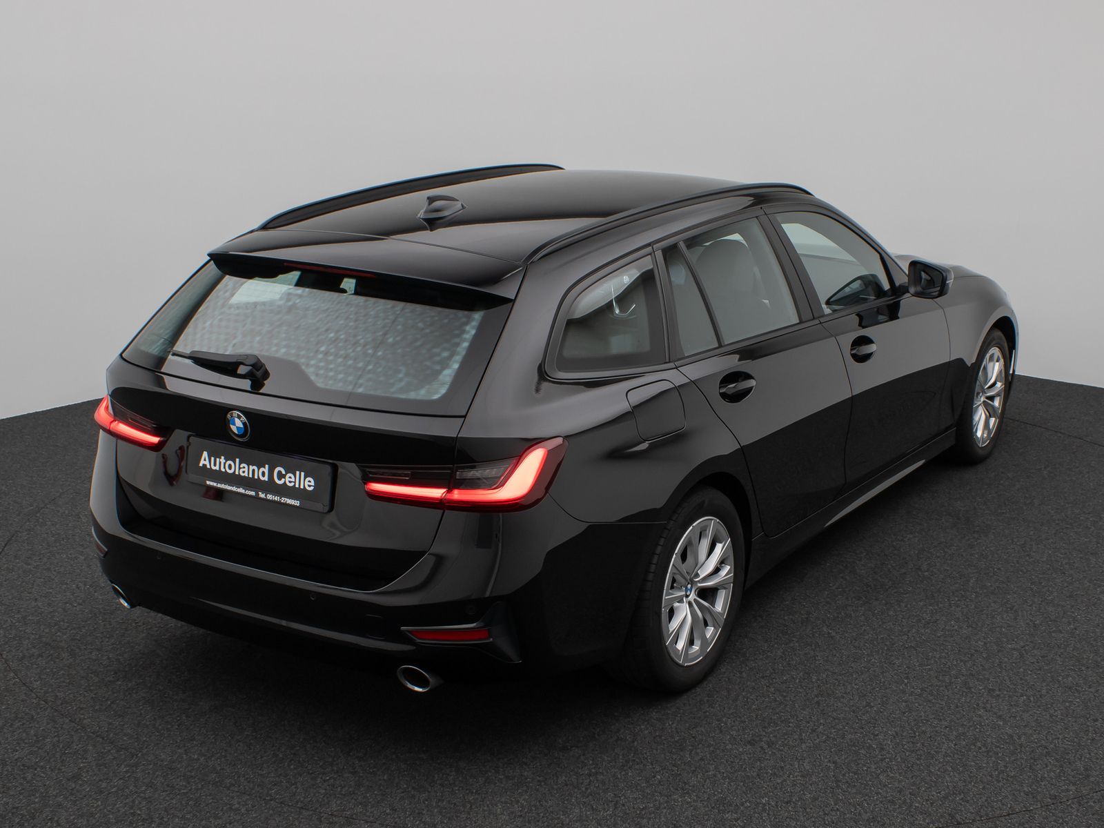 Fahrzeugabbildung BMW 320d xD Laser DAB PDC AHK Alarm Komfort Sport