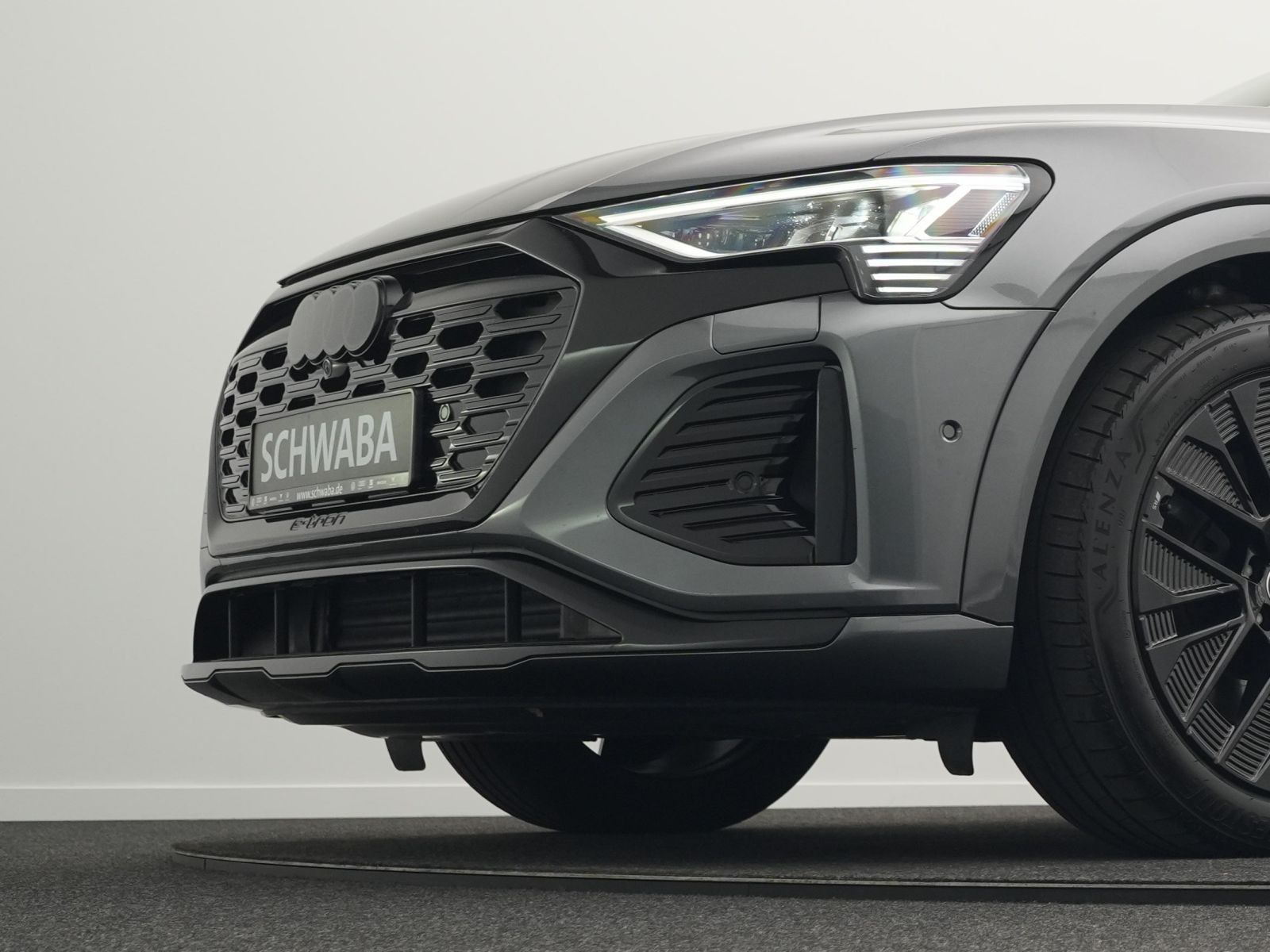 Audi Q8 e-tron - Bild 43