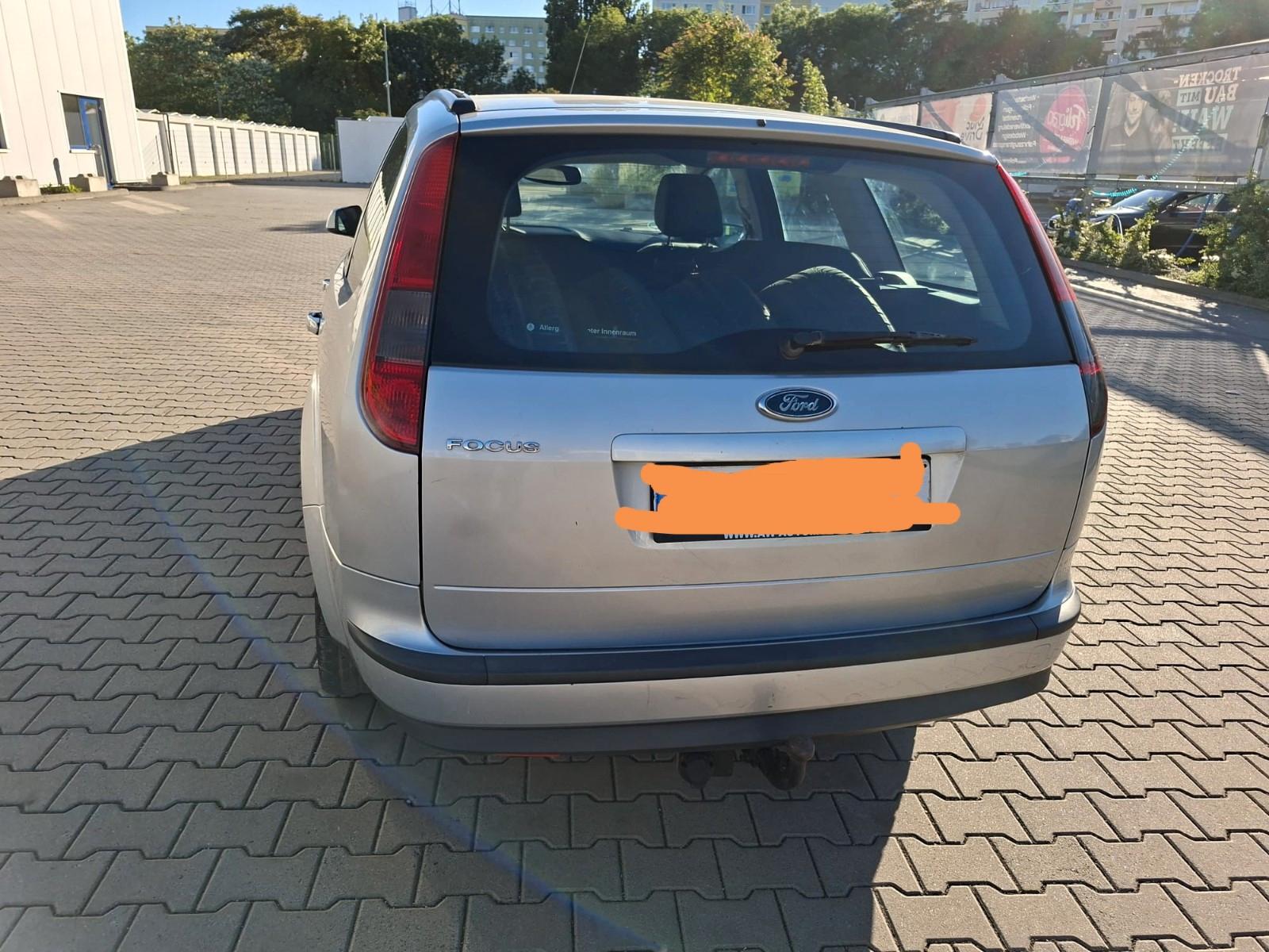 Ford Focus 2006 — engine 1.596 cm³, 116 HP (85kW)