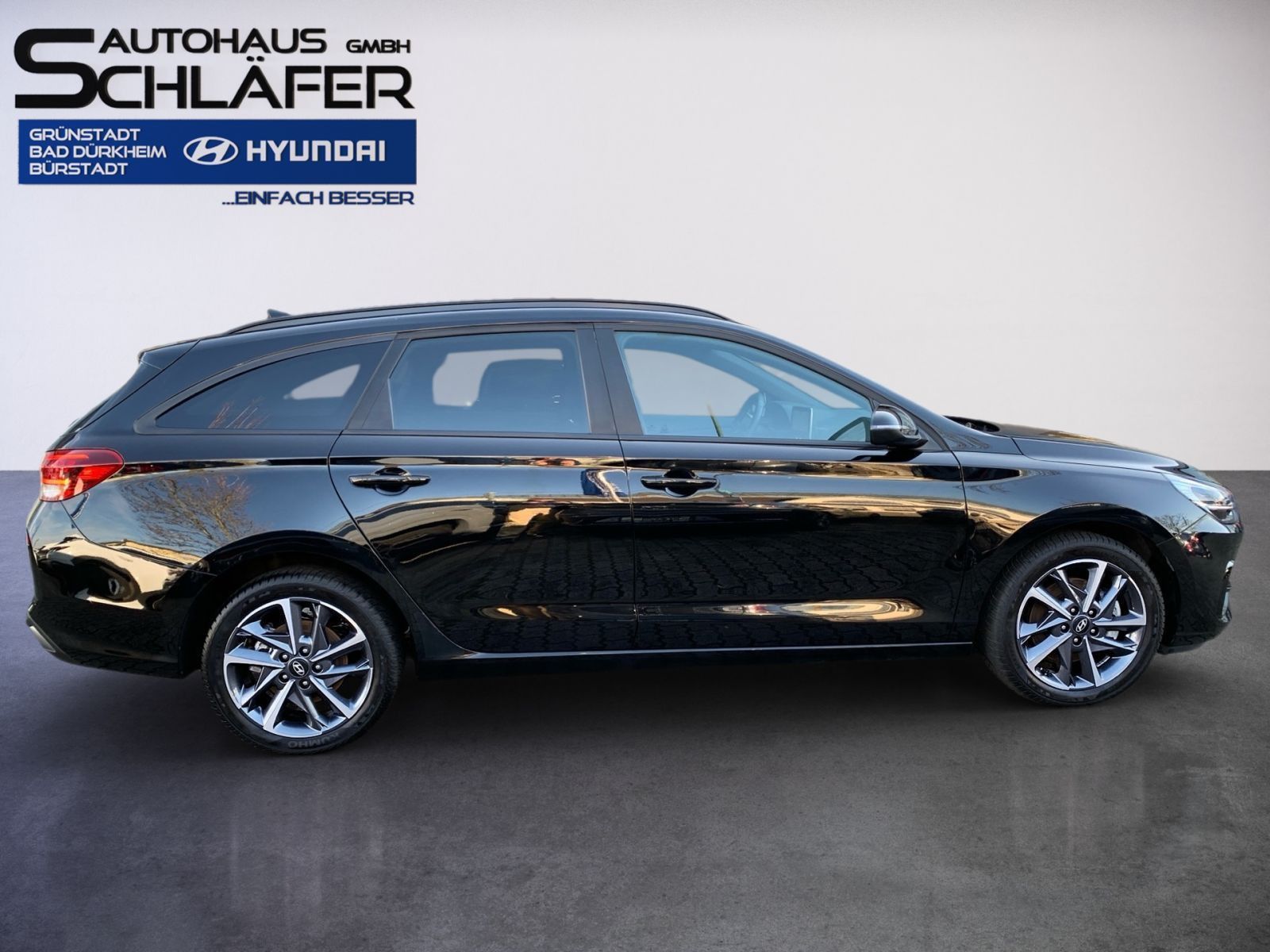 Fahrzeugabbildung Hyundai i30 Kombi 1.0 T-GDI 7-DCT Advantage LED Navi