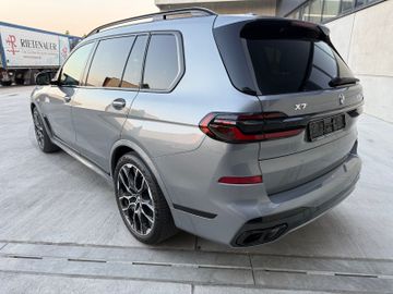 BMW X7 M60 - 3