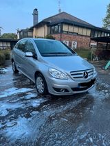 Mercedes-Benz B 180 NGT BlueEFFICIENCY - - Mercedes-Benz B-Klasse mit CNG-Antrieb