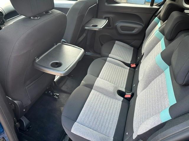 Citroën Berlingo Feel M/AHK/LED/Kamera/Panorama/Alu/PDC