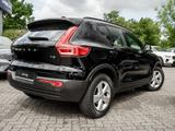 Volvo XC40 T3 Momentum Core SHZ KAMERA NAVI W-LAN LED - Volvo XC40 Gebrauchtwagen in Hamburg
