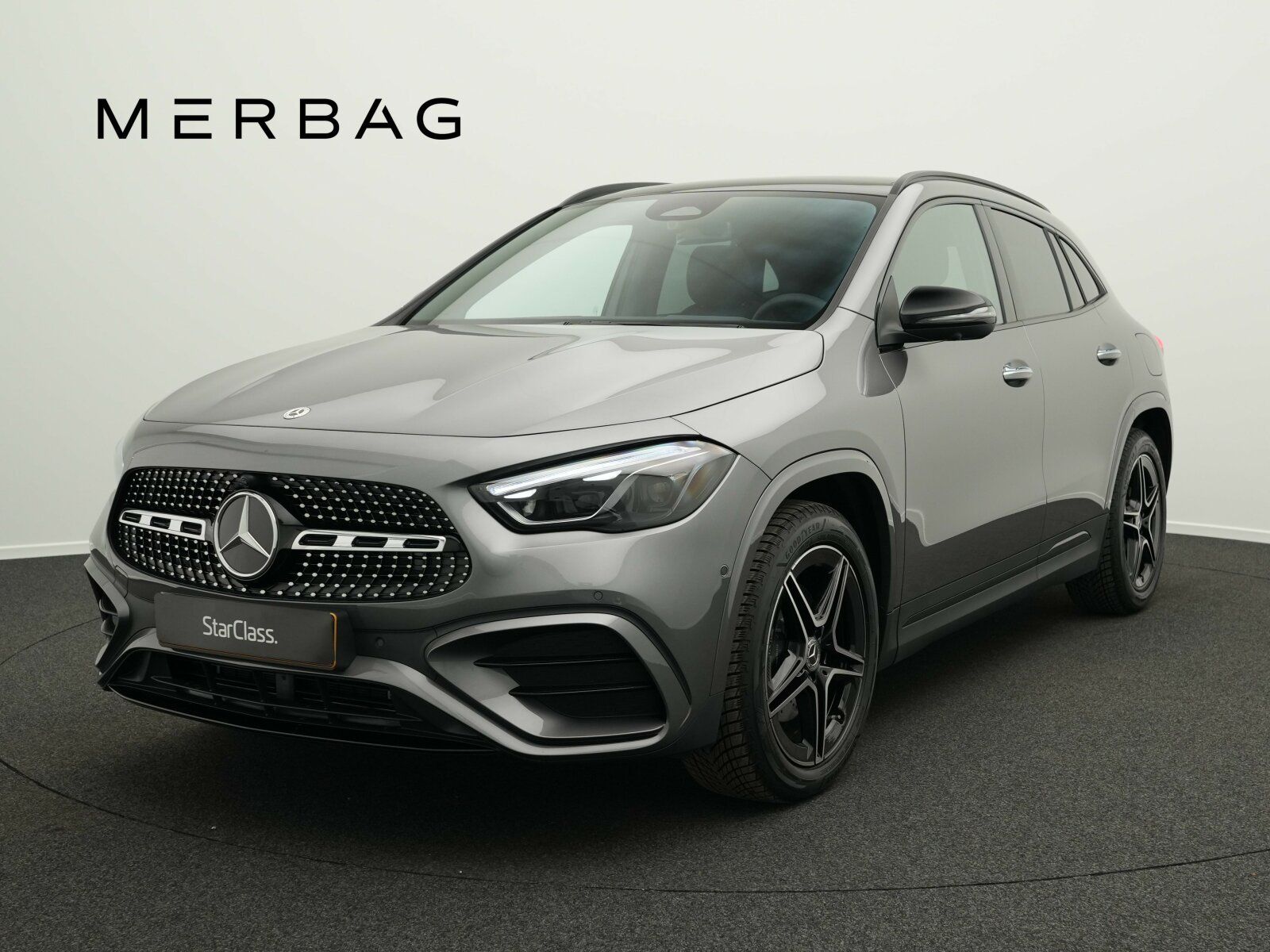 Mercedes-Benz GLA 180