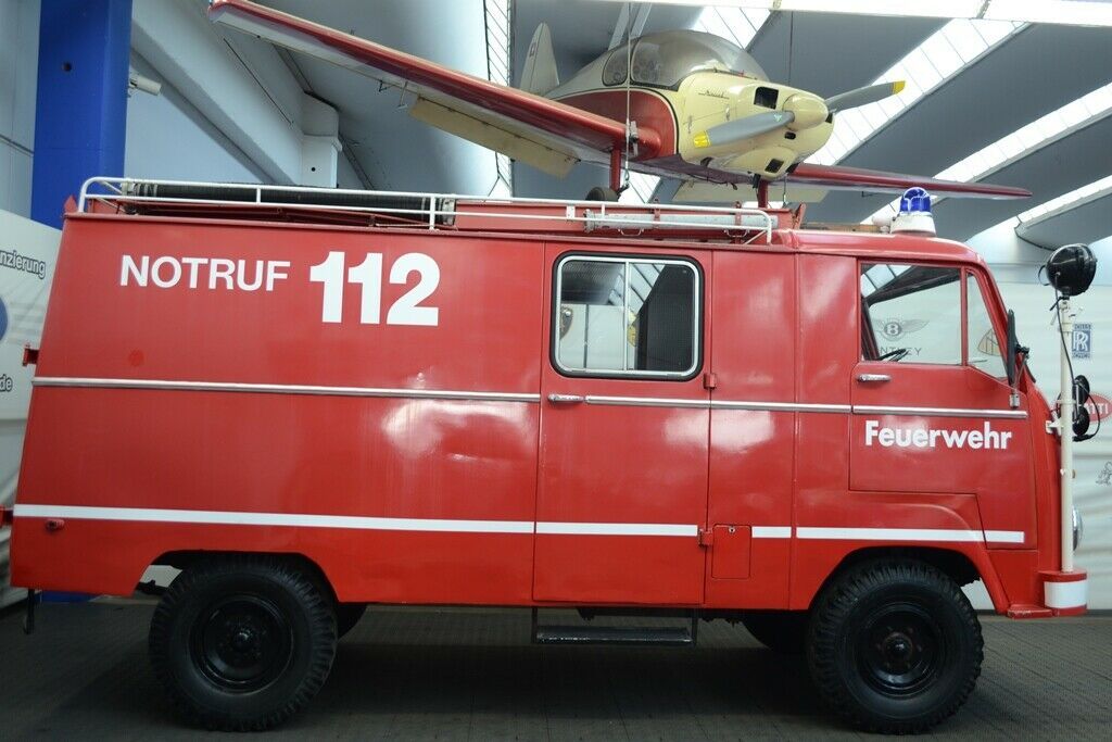 Fahrzeugabbildung Andere FAUN F24 DL LF8 DIESEL Feuerwehr