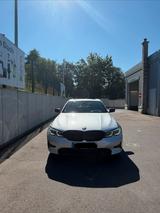 BMW 330d () 265 PS Automatik  EZ 06/2019 - BMW 330: Limousine, 3.0