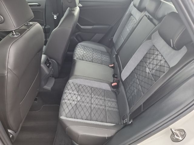 Fahrzeugabbildung Volkswagen T-Roc 1.0 TSI R-LINE LED-PLUS SHZ APP-CONNECT AC