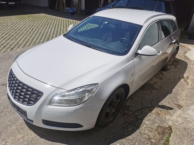 Opel Insignia Sports Tourer 220 PS, Steuer...