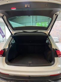 Volkswagen Tiguan - 9