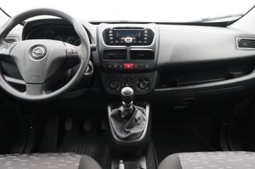 Fahrzeugabbildung Opel Combo 1.4 Selection L1H1