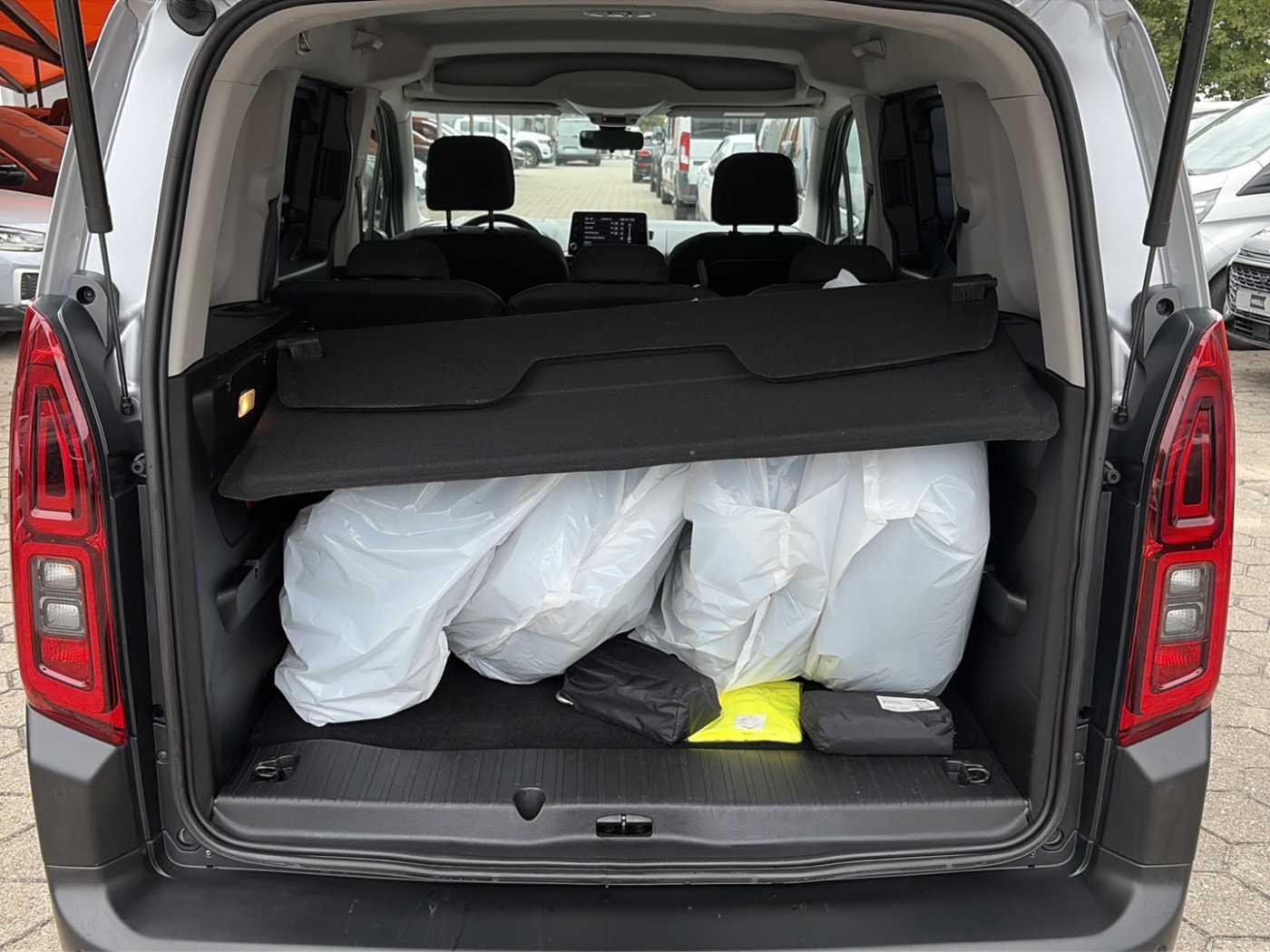 Citroën Berlingo Feel M Sitzheizung vorn, Klimaautomatik