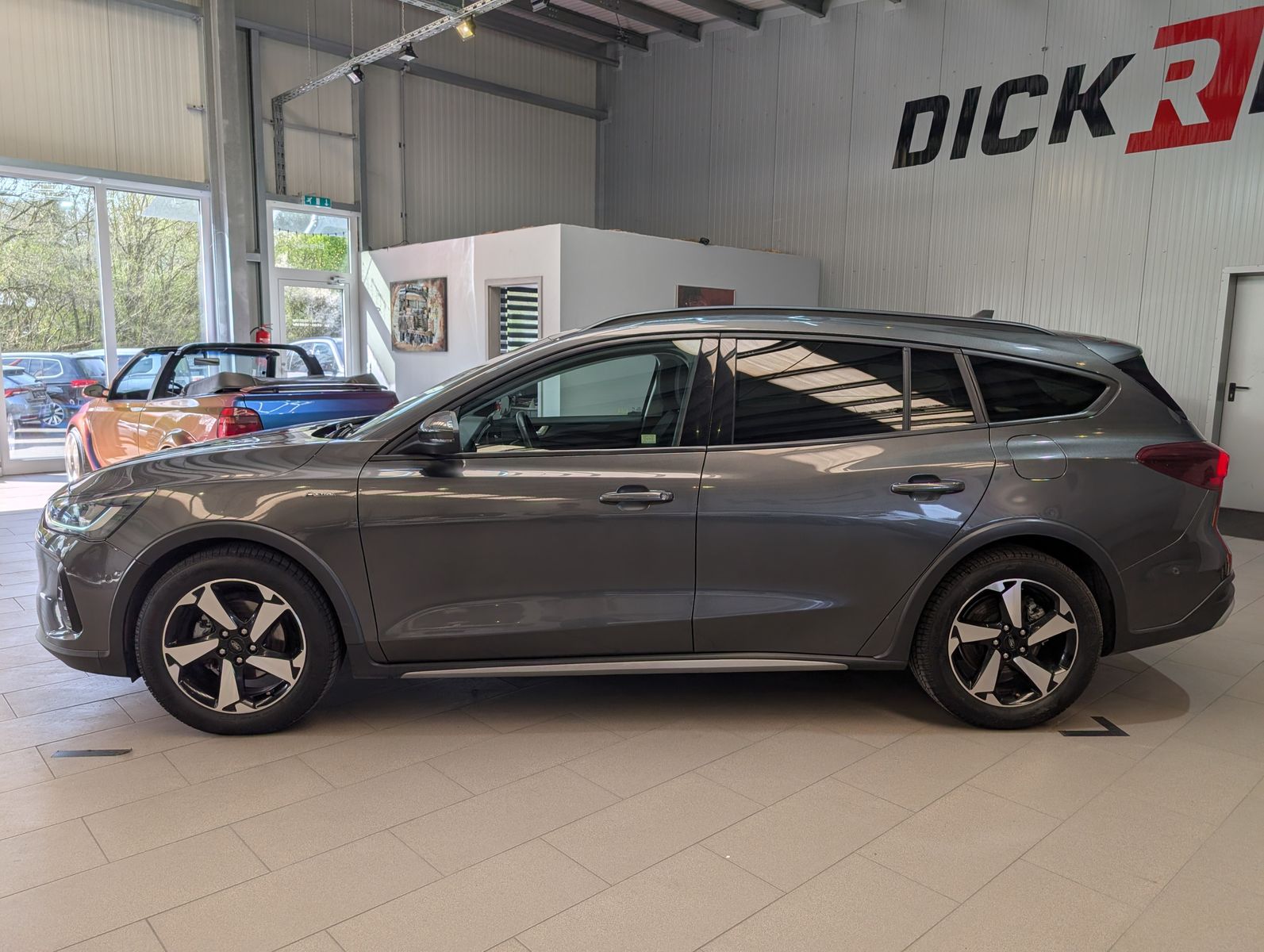 Fahrzeugabbildung Ford Focus 1.0 EcoBoost MHEV Active LED ACC Cam 17"