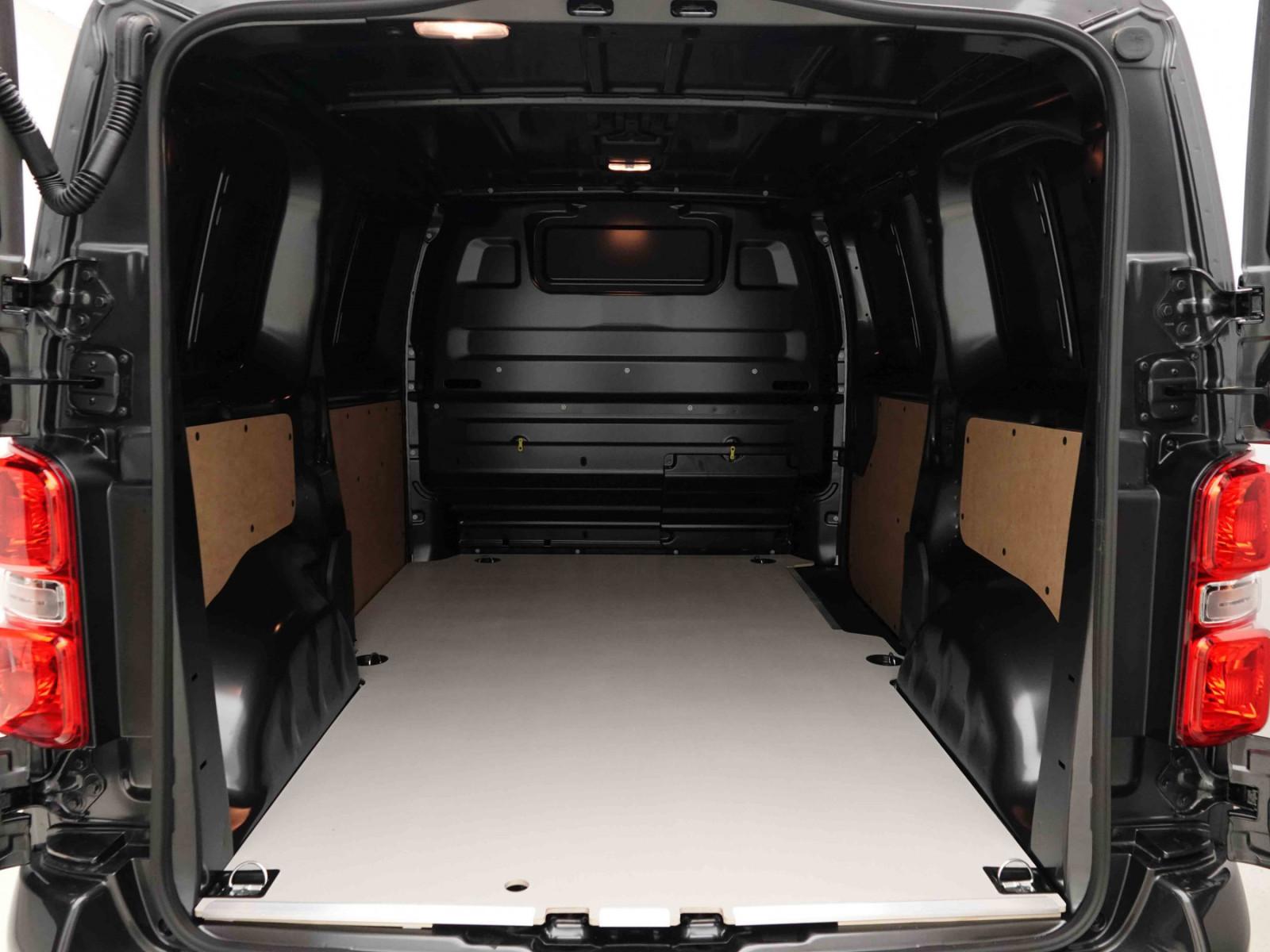 Citroën Jumpy 180 EAT8 M Kamera/Navy