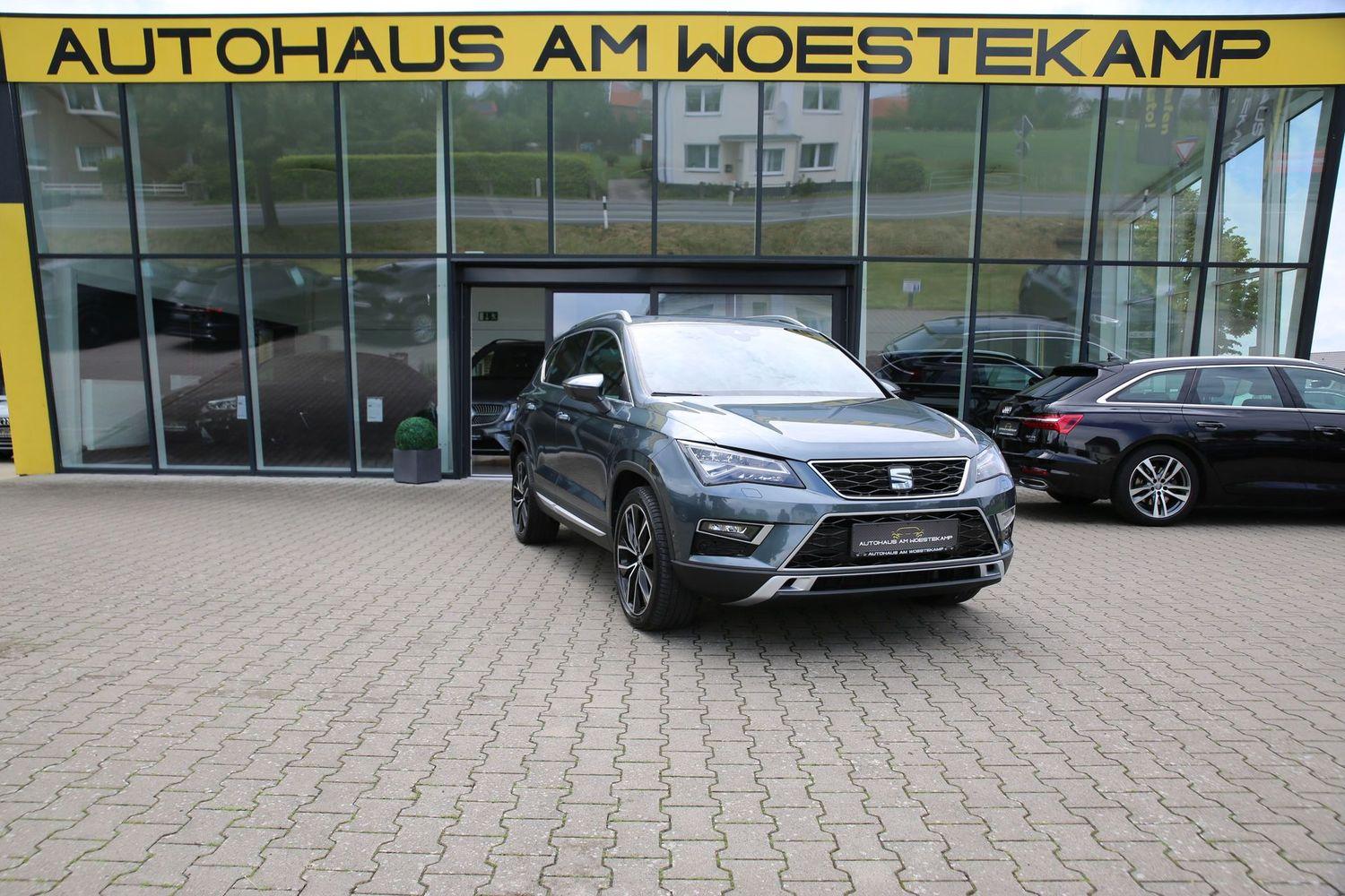 Seat Ateca *XCELLENCE*4Drive*STHZ*360°*BEATS*PANO*ACC