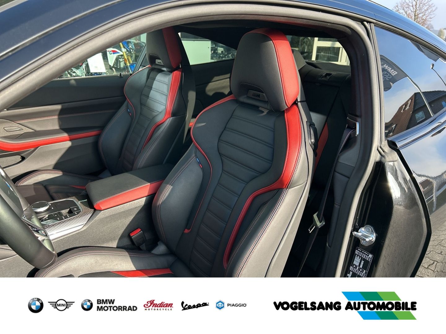 Fahrzeugabbildung BMW M440d xDrive Coupe,SurroundView,H&KSound,HeadUp