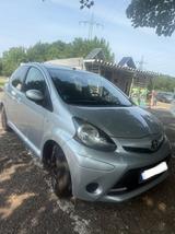 Toyota Aygo AYGO Connect - Toyota Aygo (X) in Karlsruhe