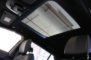 Fahrzeugabbildung Kia Sportage GT-Line 4WD DSG Automatik Panoramadach