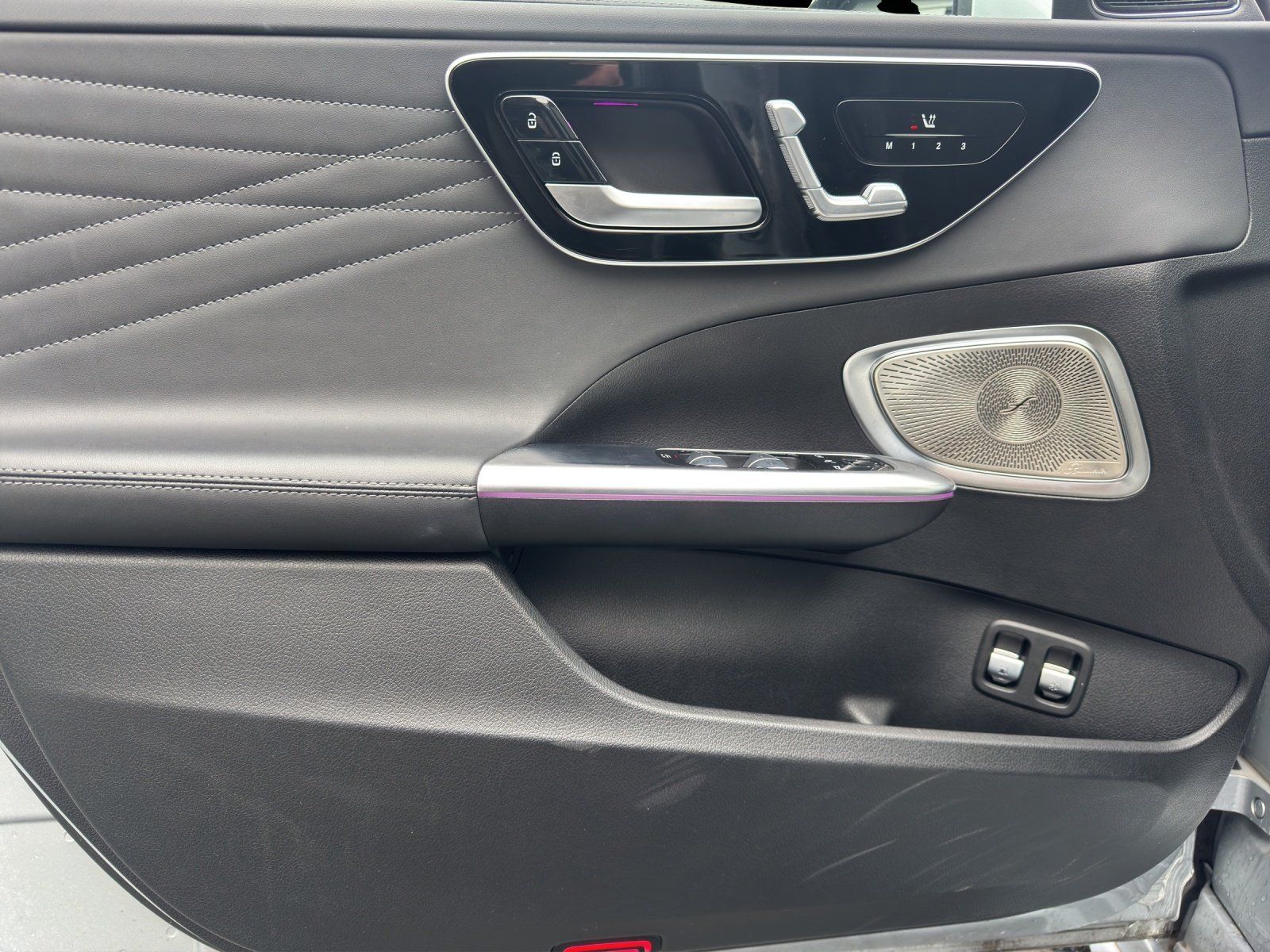 Fahrzeugabbildung Mercedes-Benz C 300 e T AMG Distro PANO Burme3D KeyGo 360°