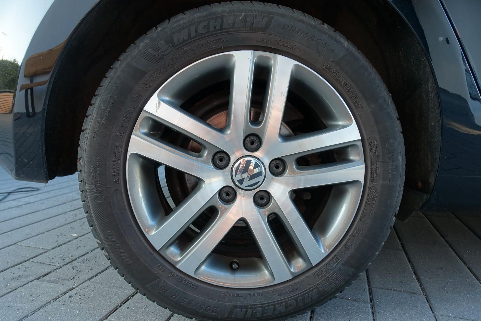 Volkswagen Golf 2009 — photo 15