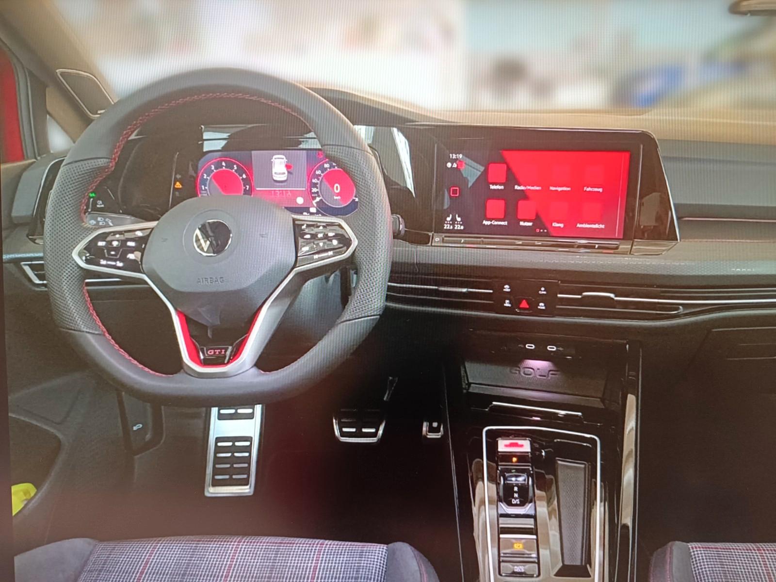 Volkswagen Golf 2.0 TSI OPF DSG GTI /Pano, Head up, WKR, миниатюра 4