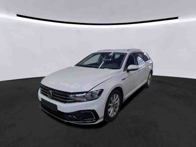 Volkswagen Passat Variant GTE LED/ACC/AHK/Kam/Virtual/SHZ