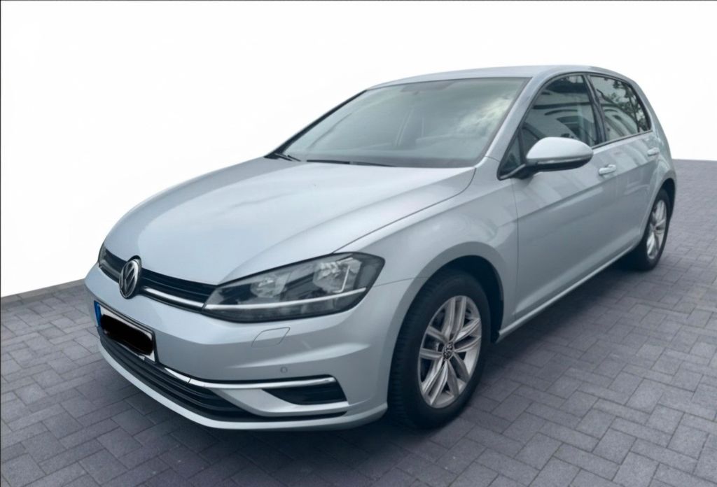 Image of Volkswagen Golf