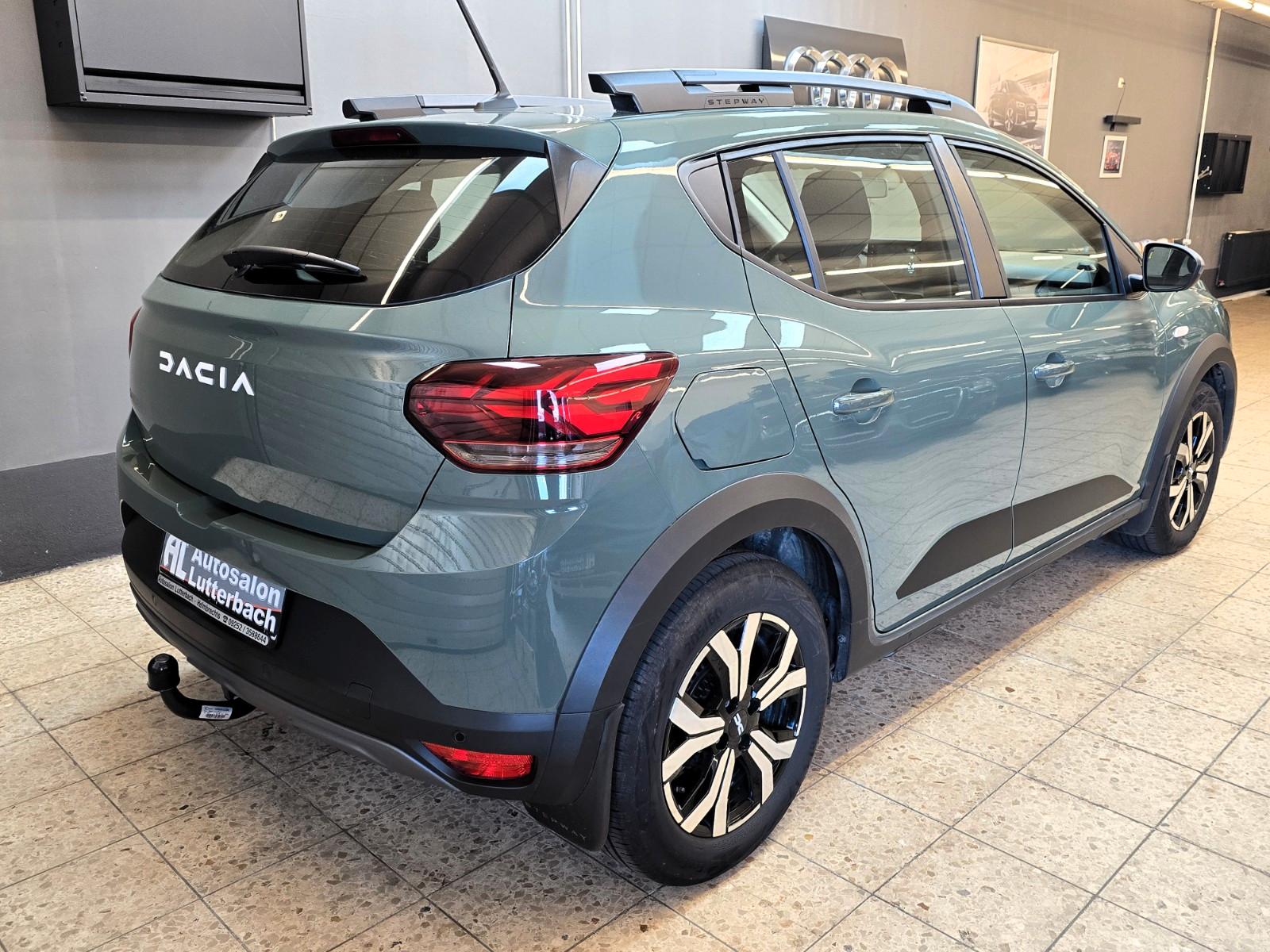 Dacia Sandero III Stepway Expression 1.Hand Unfallfrei