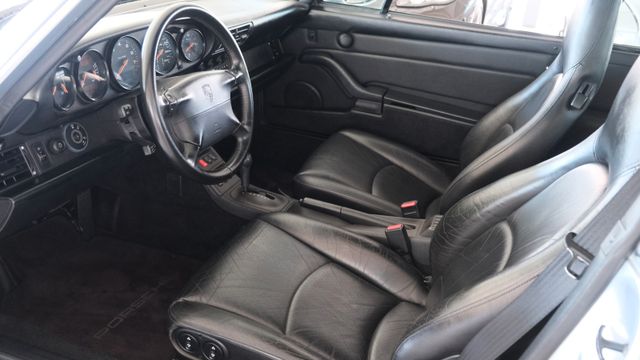 Fahrzeugabbildung Porsche 993 Carrera 2/Orig. km/Bestzustand