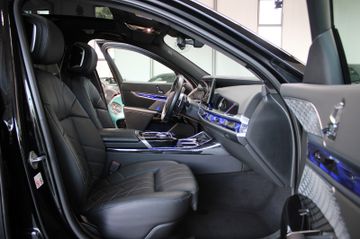 BMW 740 - 12