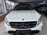 Mercedes-Benz GLA 200 DCT "Urban"Automatik Panorama Leder AHK - Mercedes-Benz GLA 200 in Bonn