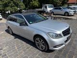 Mercedes-Benz C 220 CDI BlueEfficiency*2.Hand*Xenon*Navi*PDC* - Mercedes-Benz C 220: Cdi Blueefficiency