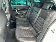 Fahrzeugabbildung Opel Insignia A ST Innov. Autom. Recaro Pano Navi 20"