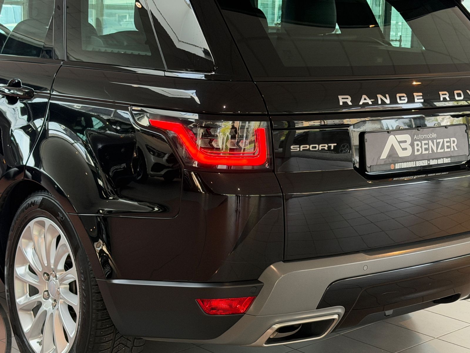Fahrzeugabbildung Land Rover Range Rover Sport/PANORAMA/MERIDIAN/KAMERA