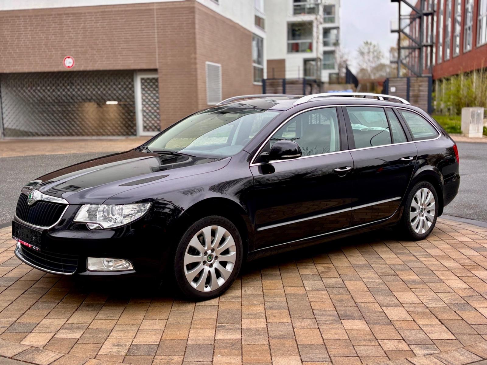Skoda Superb Combi Ambition |1.Hand|TÜV Neu|PDC|AHK
