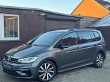 Volkswagen Touran 1.5 TSI DSG R-LINE 7-SITZE LED BLACK PACK - VW Touran Gebrauchtwagen in Oberhausen