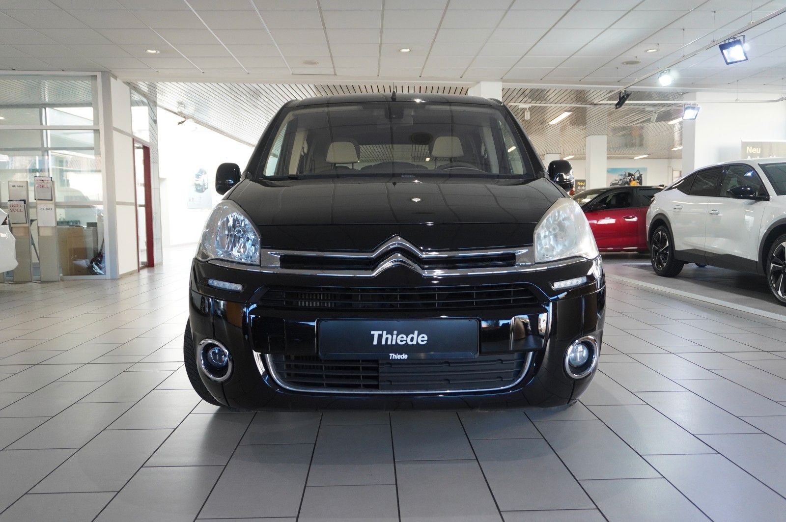 Fahrzeugabbildung Citroën Berlingo Kombi 1.6 HDI SELECTION 5-SITZ KLIMA/SH