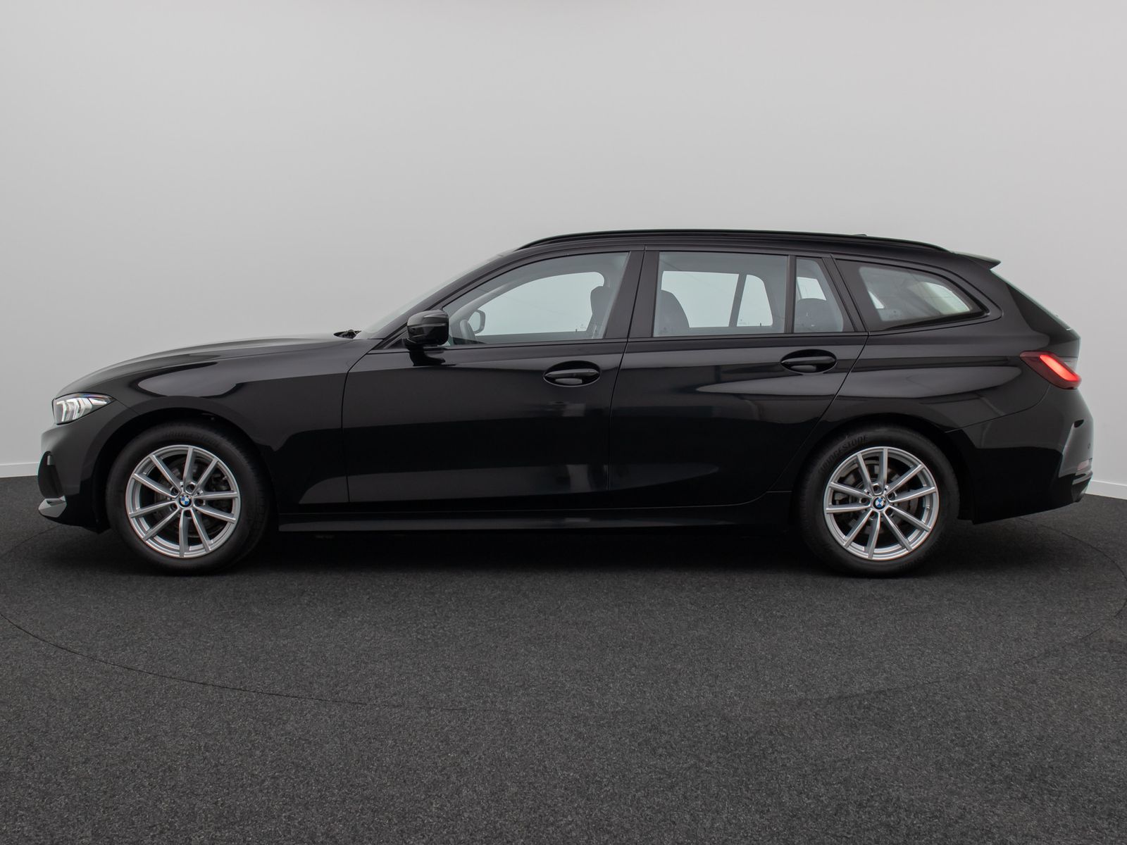 Fahrzeugabbildung BMW 318i Widscreen DAB Memory PDC GeschwindigReg