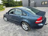 Volvo S40 Lim. 2.0 D - Volvo S40: Limousine