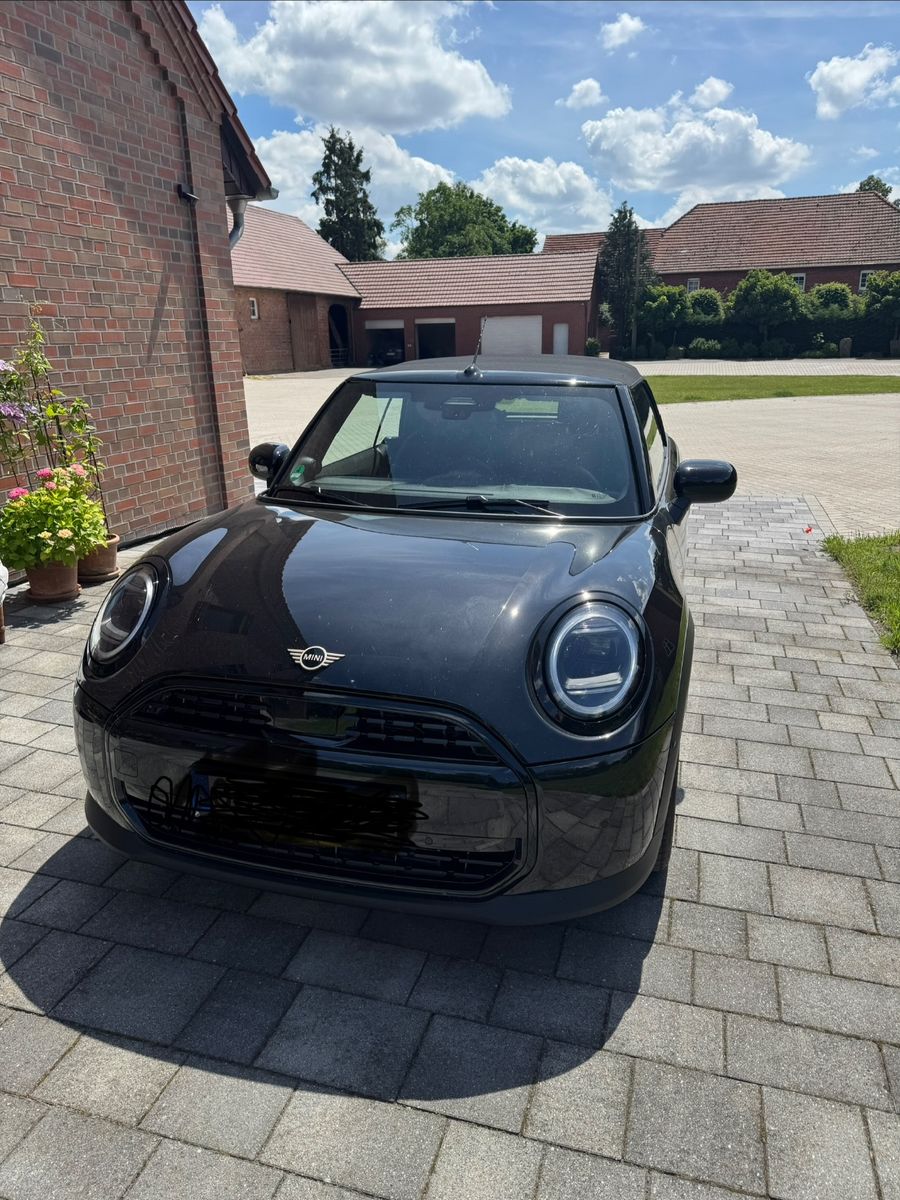 MINI Cooper C Cabrio Classic Trim, Paket M -04/2026