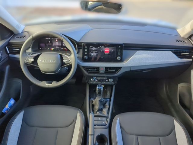 Fahrzeugabbildung SKODA Kamiq 1.0 TSI DSG Selection WINTER PLUS KOMFORT