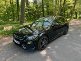 Mercedes-Benz Mercedes Benz C300 AMG Line W205 - Mercedes-Benz C-Klasse W205