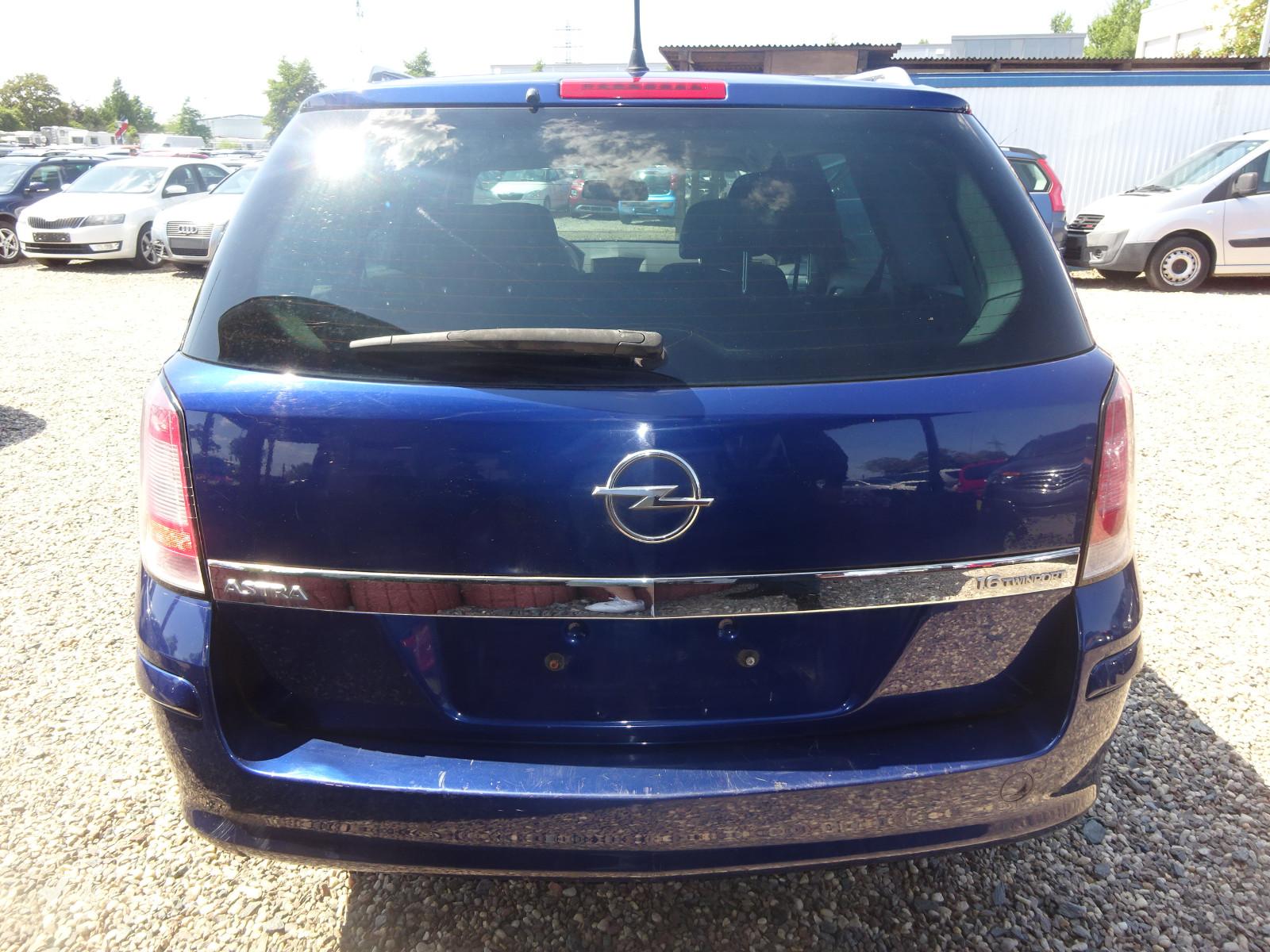 Opel Astra 2006 — photo 5