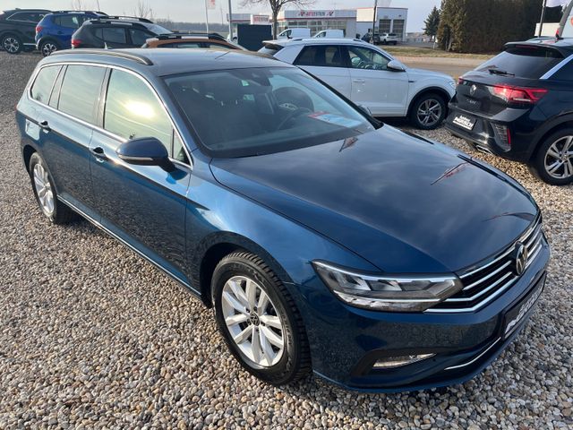 Volkswagen Passat Variant Business mit LED+Sitzhzg.+AHK+ACC