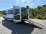 Ford Transit Rollstuhl Rampe Doppelklima Einzelsitze - Ford Transit: Behindertengerecht