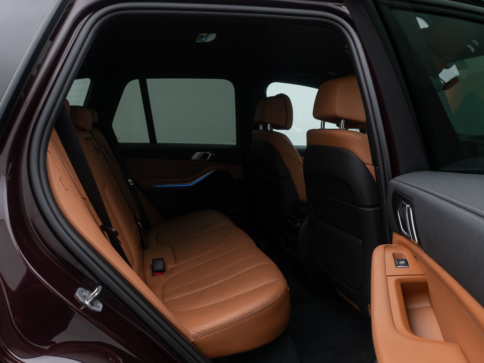 Fahrzeugabbildung BMW X5 xD45e M Sport Laser 360° DAB HUD Individual