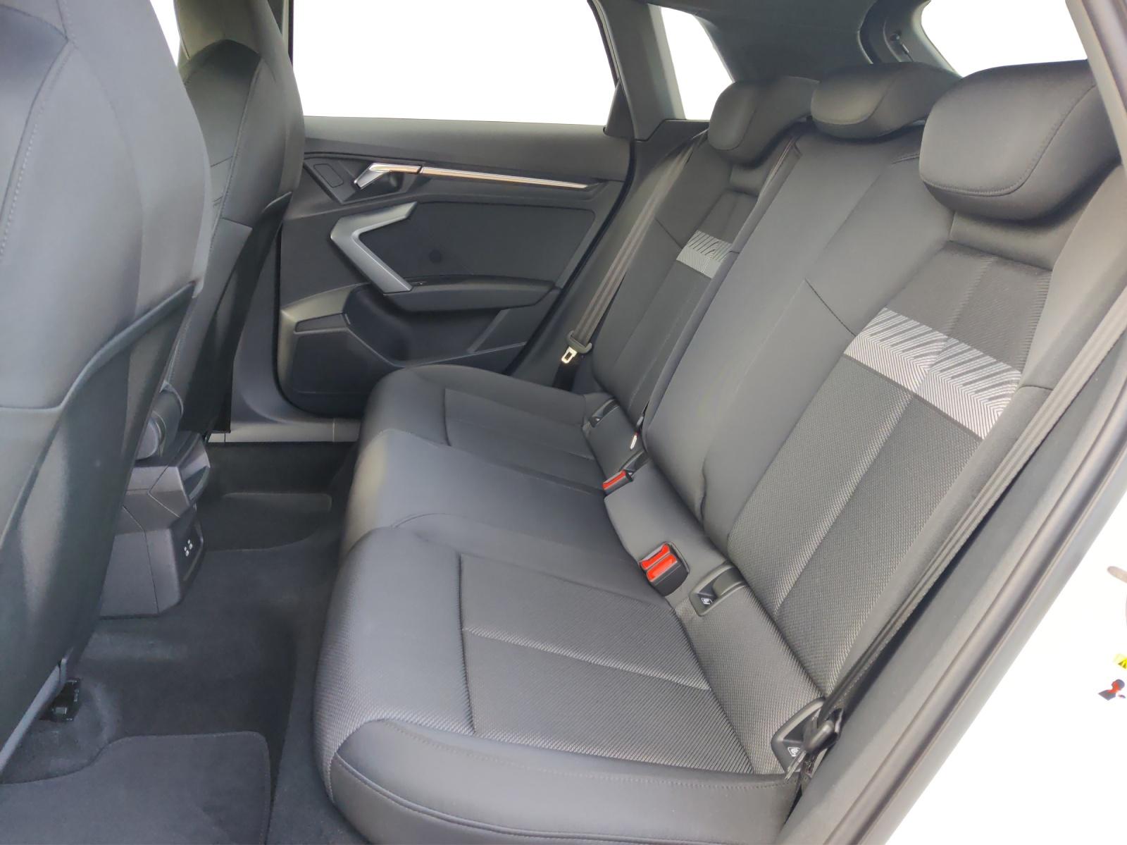 Audi A3 Sportback S line 35 TFSI Matrix GAR Stdhzg, миниатюра 11