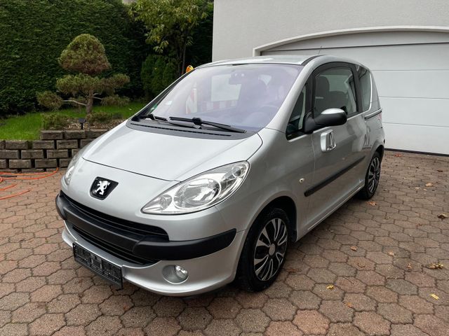 Peugeot 1007 Premium AUTOMATIK,ALLWETTER