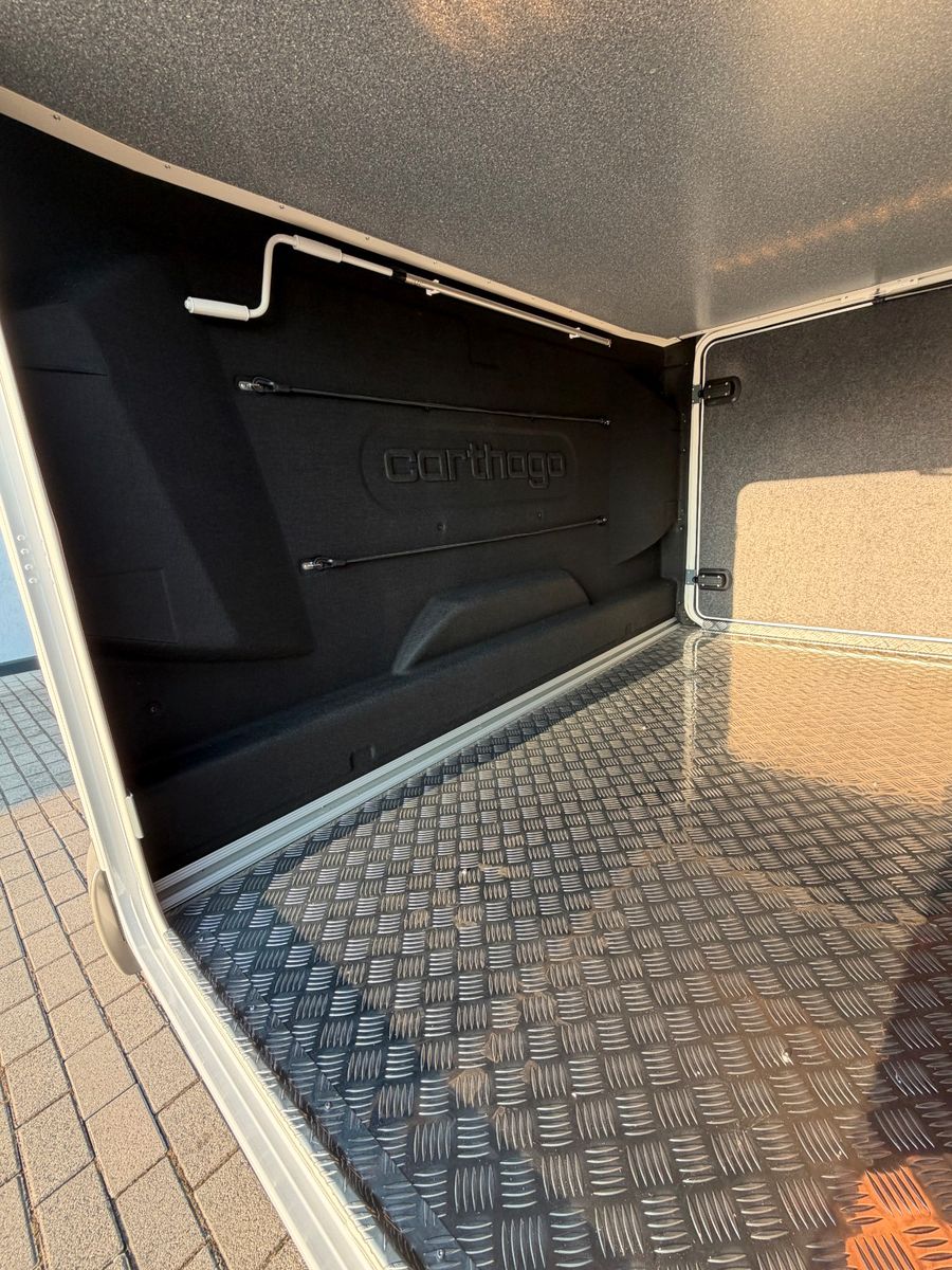 Fahrzeugabbildung Carthago chic c-line I 5.9 XL LE Mercedes Cortina